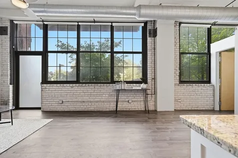 1901 E Hennepin Avenue Minneapolis MN 55413