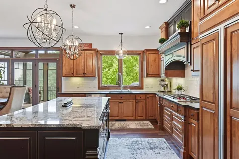 10053 Trails End Road Chanhassen MN 55317