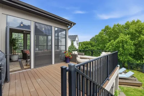 10053 Trails End Road Chanhassen MN 55317