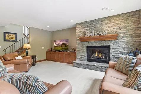 10053 Trails End Road Chanhassen MN 55317