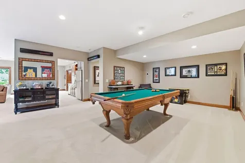 10053 Trails End Road Chanhassen MN 55317