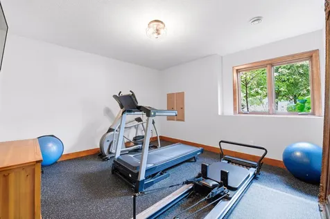 10053 Trails End Road Chanhassen MN 55317