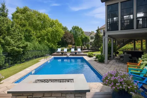 10053 Trails End Road Chanhassen MN 55317