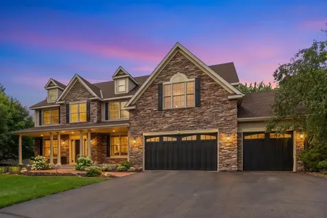 9160 Gateway Lane Eden Prairie MN 55347