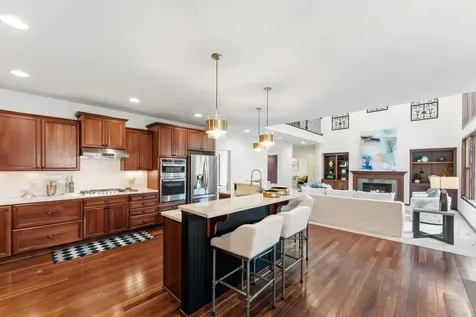 9160 Gateway Lane Eden Prairie MN 55347
