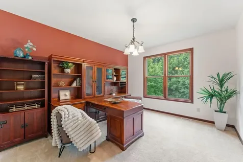 9160 Gateway Lane Eden Prairie MN 55347