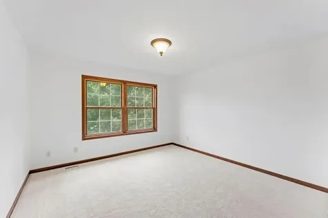 9160 Gateway Lane Eden Prairie MN 55347