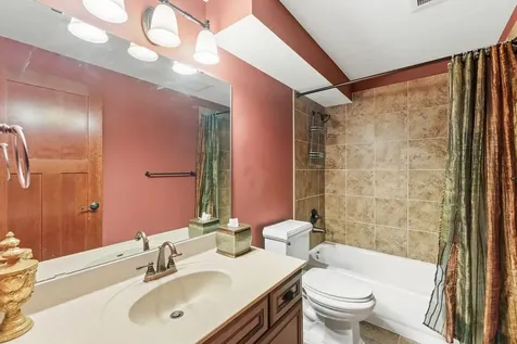 9160 Gateway Lane Eden Prairie MN 55347
