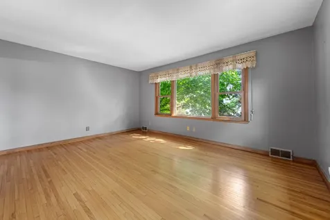 114 14th Street NE Rochester MN 55906