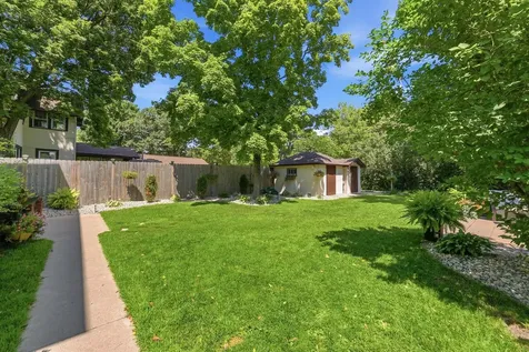 1115 Douglas Street Alexandria MN 56308