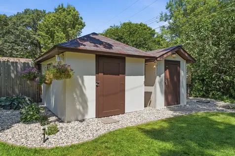 1115 Douglas Street Alexandria MN 56308