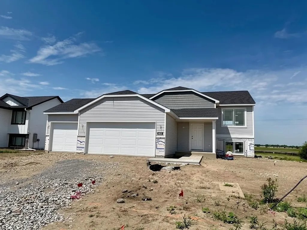 907 Misty Meadow Boulevard Buffalo MN 55313