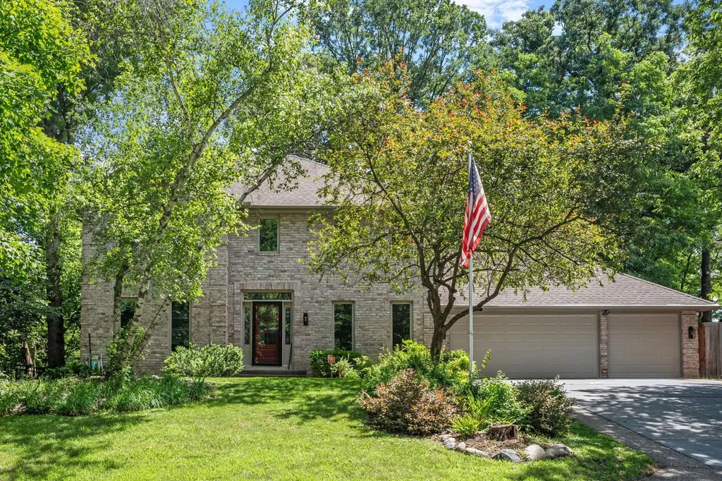 17711 Creek Ridge Pass Minnetonka MN 55345