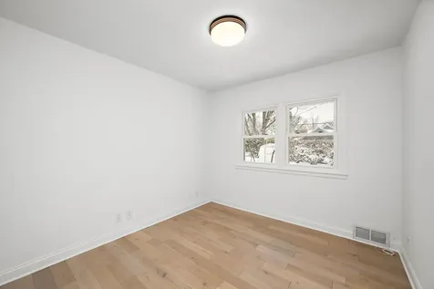 1756 Saunders Avenue Saint Paul MN 55116