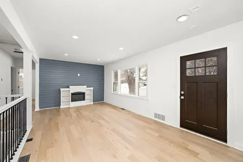 1756 Saunders Avenue Saint Paul MN 55116