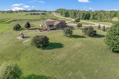 1957 243rd Avenue Truman MN 56088