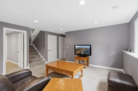 1268 Lincolntown Avenue Mahtomedi MN 55115