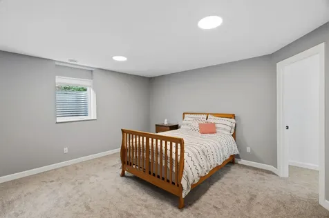 1268 Lincolntown Avenue Mahtomedi MN 55115