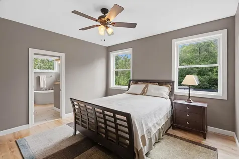1268 Lincolntown Avenue Mahtomedi MN 55115