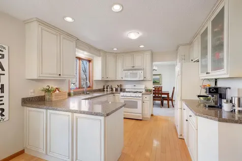 13485 Dahlia Court Rosemount MN 55068