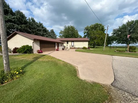 22968 County 25 Road Plainview MN 55964