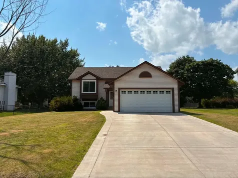 7040 Jensen Avenue S Cottage Grove MN 55016