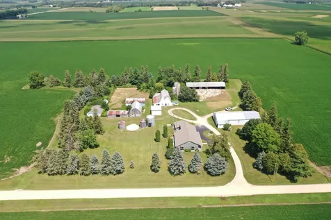 5831 51st Street NE Rochester MN 55906