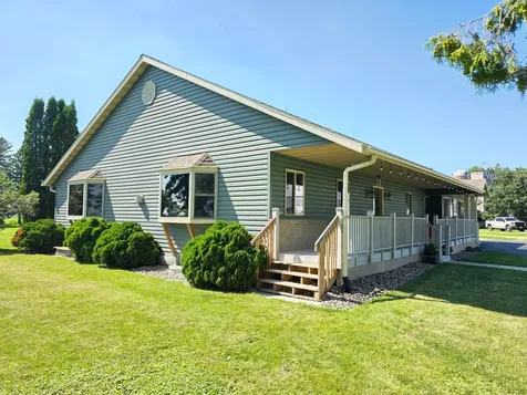 5831 51st Street NE Rochester MN 55906
