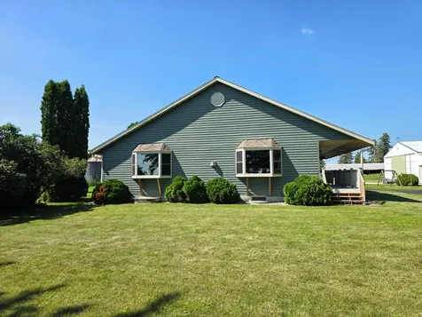 5831 51st Street NE Rochester MN 55906