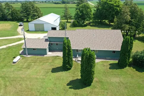 5831 51st Street NE Rochester MN 55906