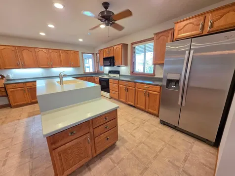 5831 51st Street NE Rochester MN 55906