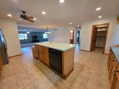 5831 51st Street NE Rochester MN 55906