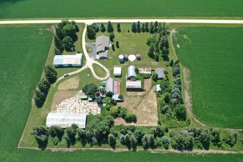 5831 51st Street NE Rochester MN 55906