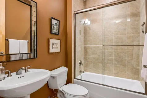 201 S 11th Street Minneapolis MN 55403