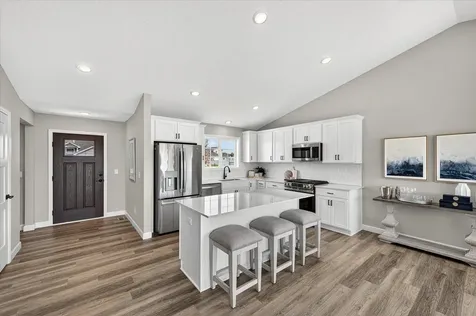 1422 Woods Road NE Isanti MN 55040
