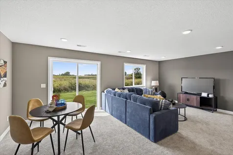 1422 Woods Road NE Isanti MN 55040