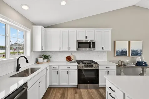 1422 Woods Road NE Isanti MN 55040