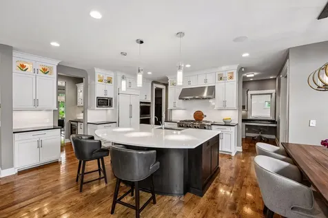 5290 Shenandoah Lane N Plymouth MN 55446