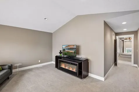 5290 Shenandoah Lane N Plymouth MN 55446