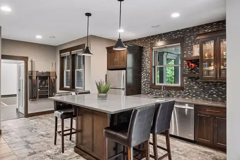 5290 Shenandoah Lane N Plymouth MN 55446