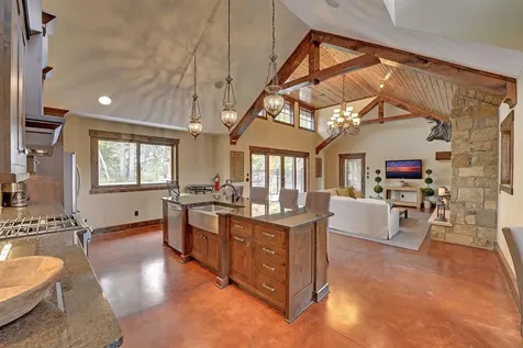 5290 Shenandoah Lane N Plymouth MN 55446