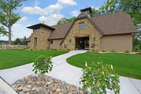 5290 Shenandoah Lane N Plymouth MN 55446
