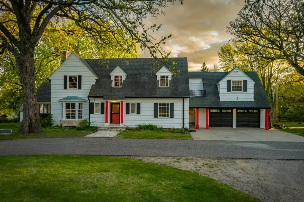 7800 Pearson Way NE Minneapolis MN 55432
