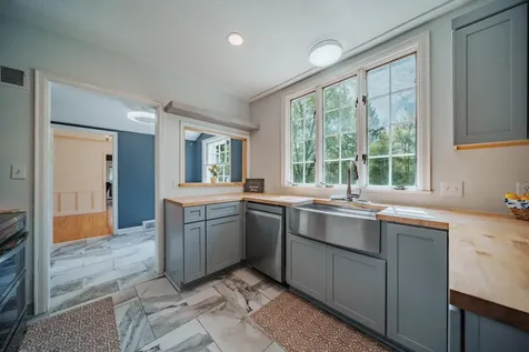 7800 Pearson Way NE Minneapolis MN 55432