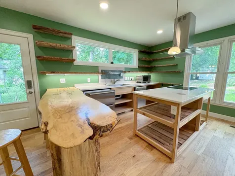 522 W Spruce Street Fergus Falls MN 56537