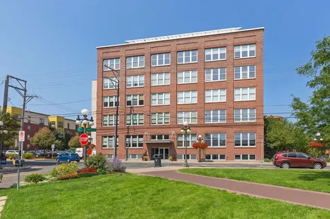 225 9th Street E Saint Paul MN 55101
