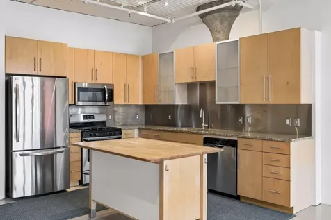 225 9th Street E Saint Paul MN 55101