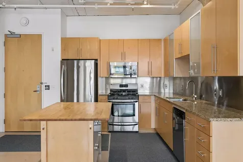 225 9th Street E Saint Paul MN 55101