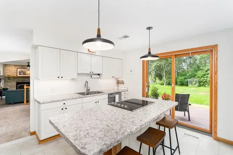 719 S 64th Avenue W Duluth MN 55807
