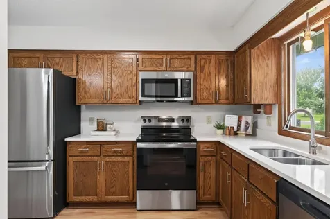 422 95th Lane NE Blaine MN 55434